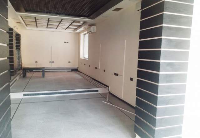 Tirane, shitet ambjent biznesi 55 m² 135.000 Euro