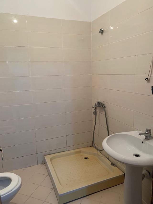 Tirane, shitet apartament 1+1 Kati 2, 67 m² 58.500 Euro (fresk)