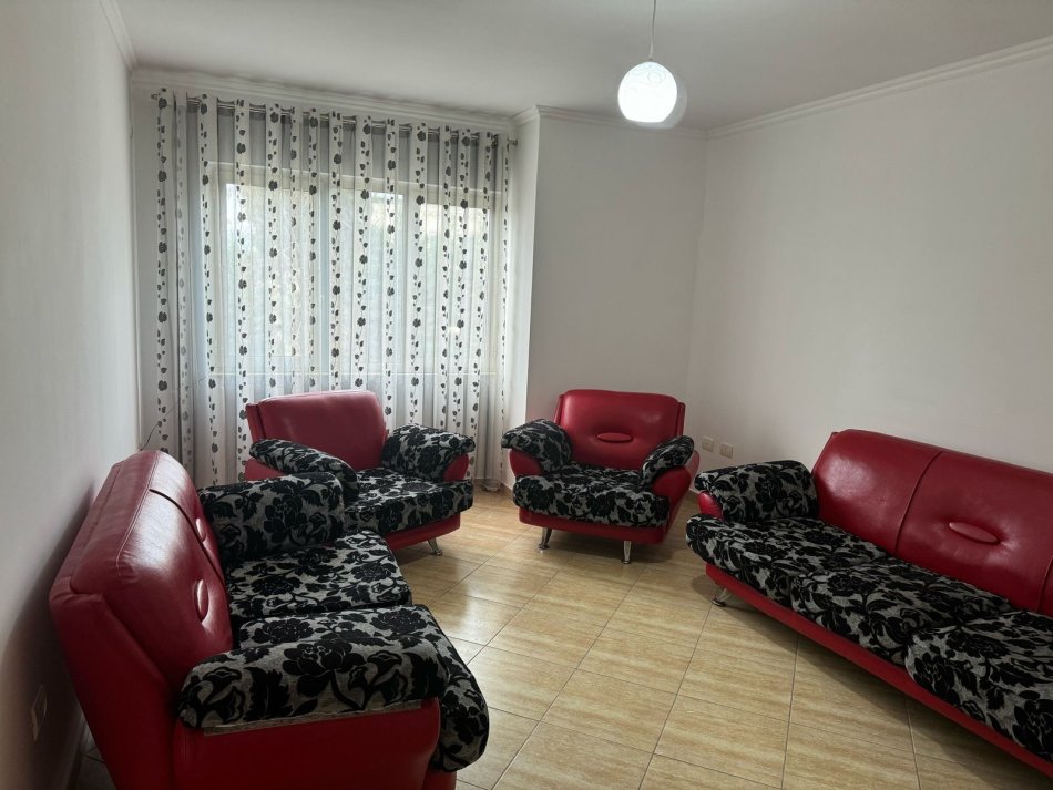 Tirane, shes apartament 1+1+Ballkon Kati 2, 67 m² 89.000 € (Sotir Caci)