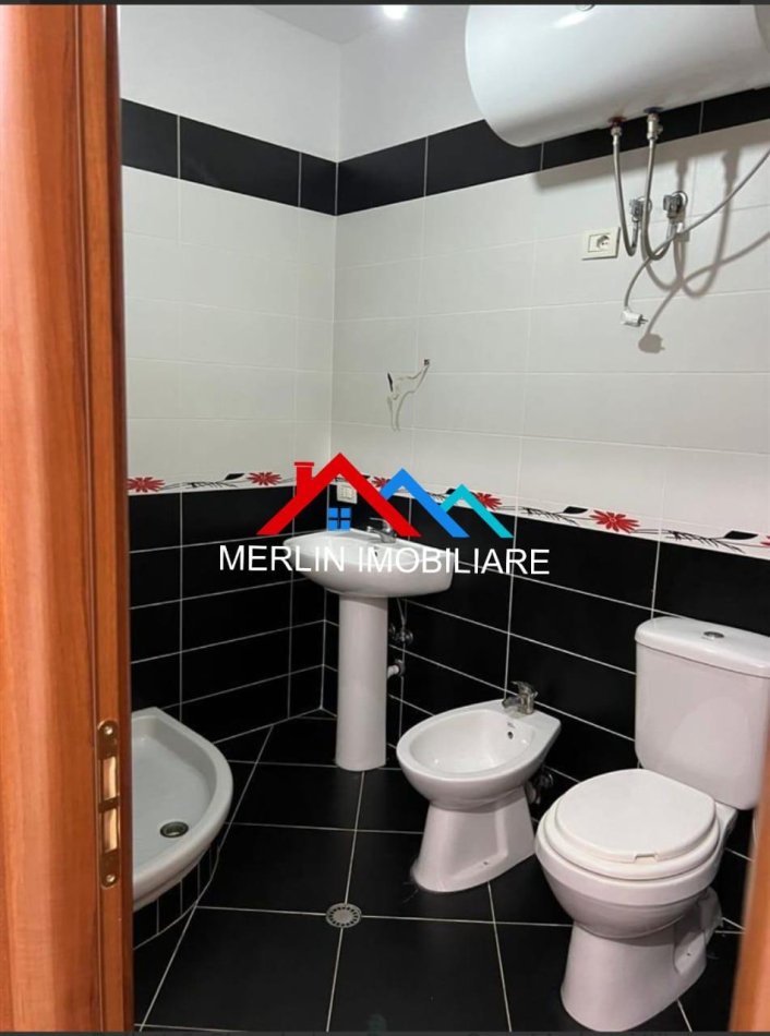 Tirane, shitet Apartament 2+1+2, Kati 3, 116 m² 157.000 € ( Astir, rr. Teodor Keko)