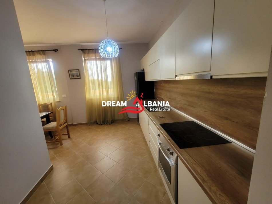 Tirane, jepet me qera apartament 3+1+Ballkon Kati 1, 120 m² 400 € (Muhamet Deliu)