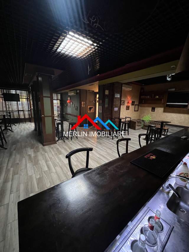 Tirane, shitet lokal kati -1, 135 m² 250.000 euro (BULEVARDI ZOGU I PARE)