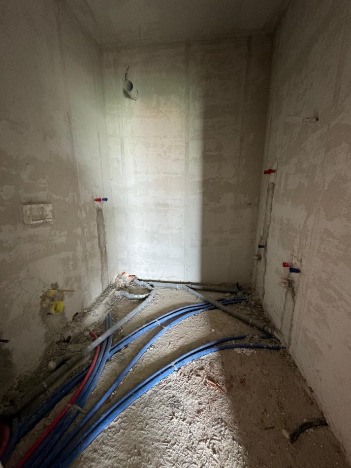 Tirane, shitet apartament 3+1+Aneks+Ballkon, Kati 3, 128 m2 192000€ (Bulevardi i Ri)