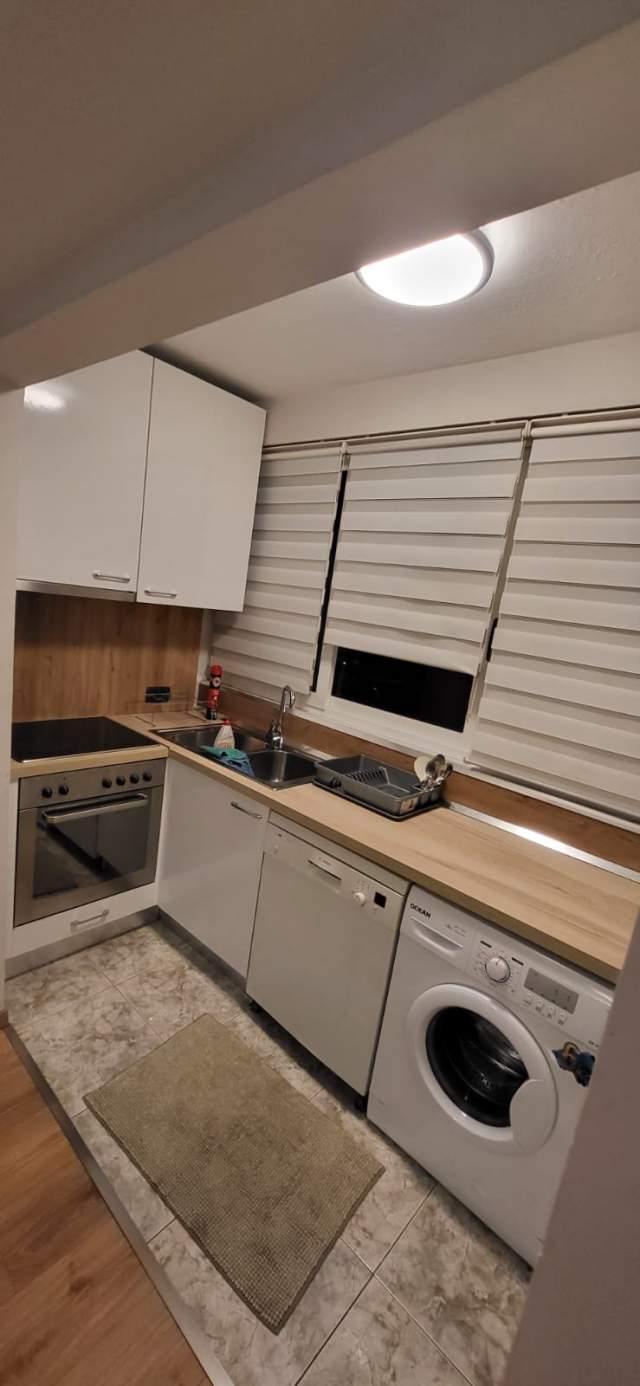 Tirane, jepet me qera apartament 2+1 Kati 2, 80 m² 50.000 Leke (rruga Tefta Tashko Koco)