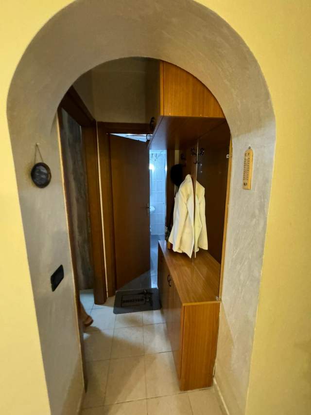 Tirane, jepet me qera apartament 1+1+BLK Kati 5, 52 m² 500 Euro (rruga Medar Shtylla)