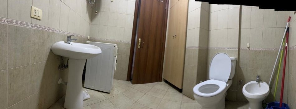 Tirane, jepet me qera apartament 2+1+Ballkon Kati 3, 80 m² 400 € (Rruga Kongresi Manastirit ,prane pediatrise)