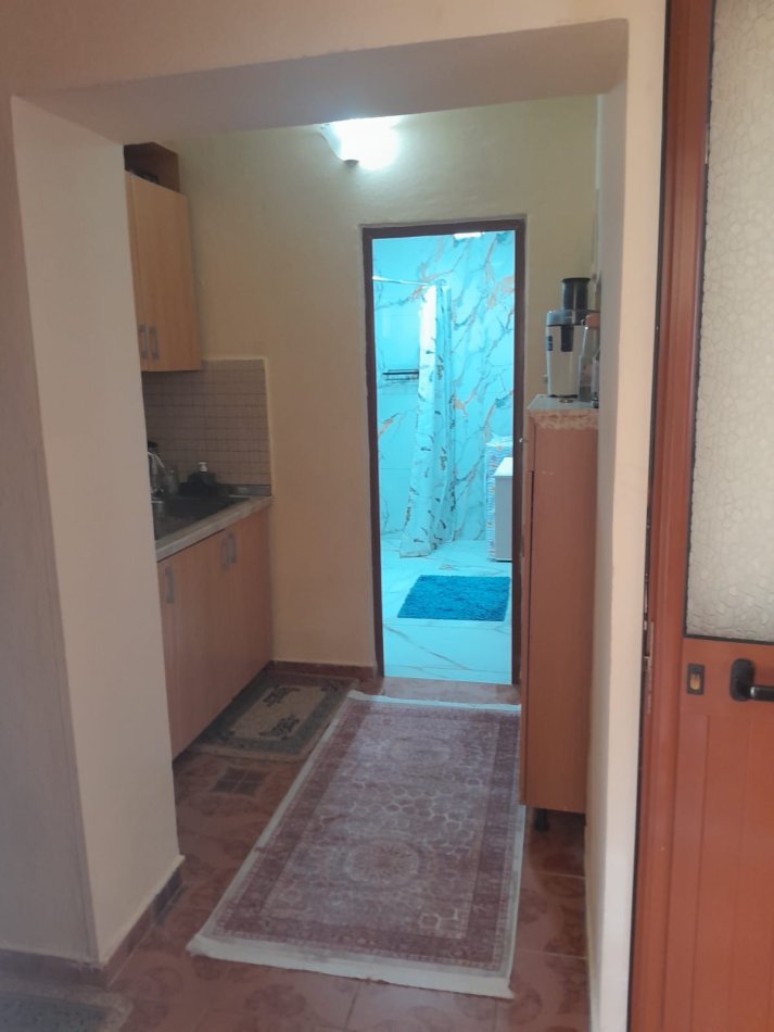 Tirane, jepet me qera apartament 1+1+Aneks Kati 1, 65 m² 300 € (Kongresi i Manastirit)