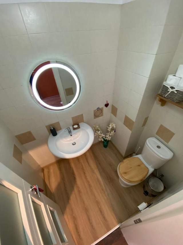 Tirane, jepet me qera apartament duplex Dublex Kati 6, 1.287 m² 1.400 Euro (Pjeter Bogdani)