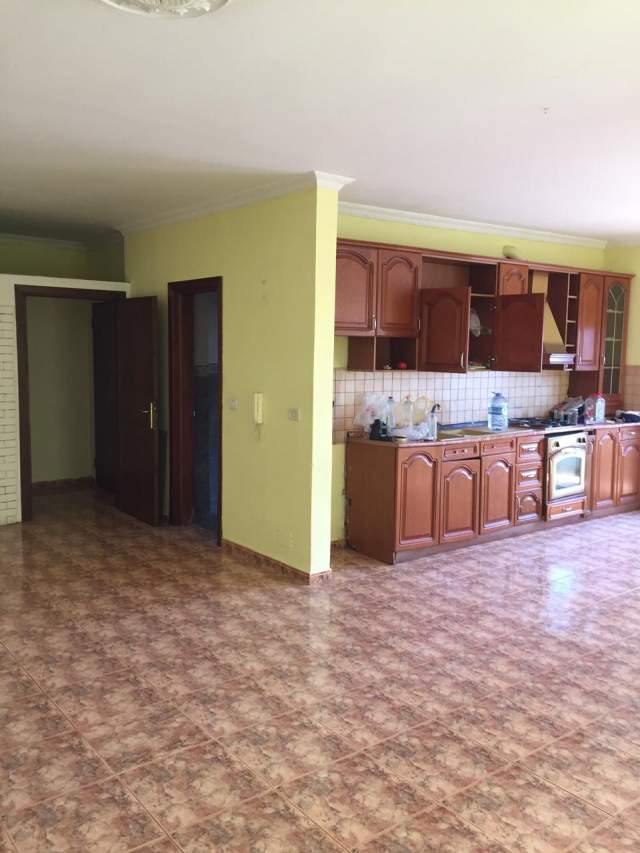 Tirane, jepet me qera apartament 5+1+BLK Kati 5, 170 m² 45.000 Leke (Dibres)