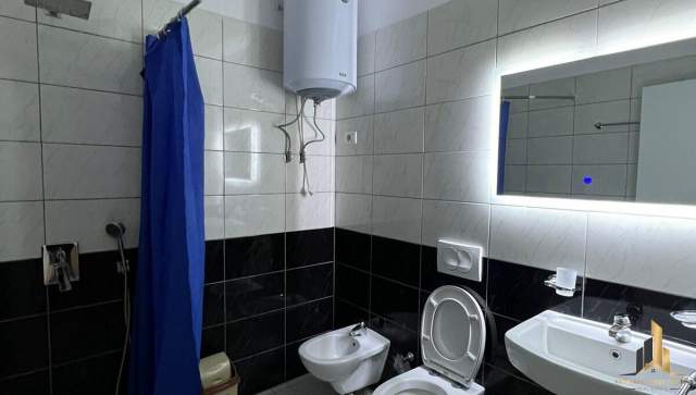 Tirane, jepet me qera apartament 2+1+BLK Kati 2, 115 m² 400 Euro (QSUT)