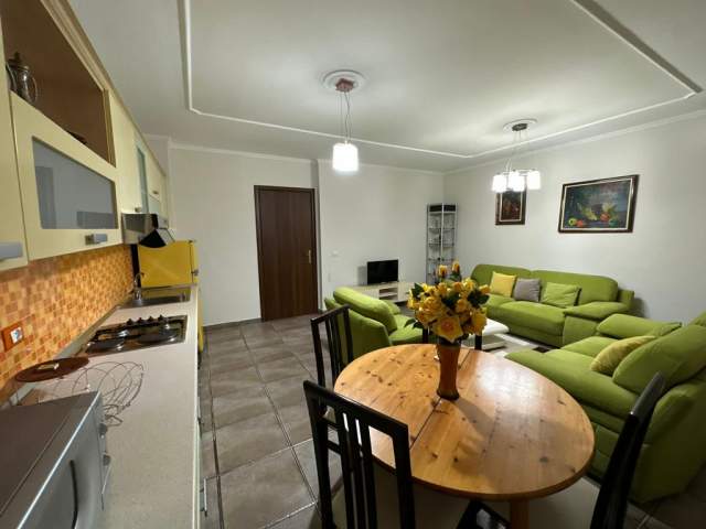 Tirane, jepet me qera apartament 1+1+BLK Kati 6, 60 m² 450 Euro (Rruga e Dibres)