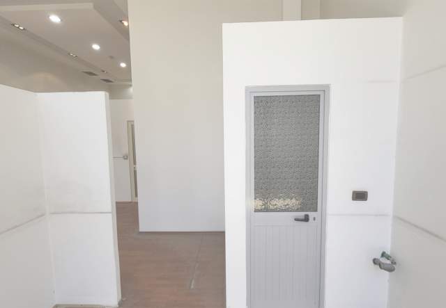 Tirane, jepet me qera ambjent biznesi 60 m² 60.000 Leke