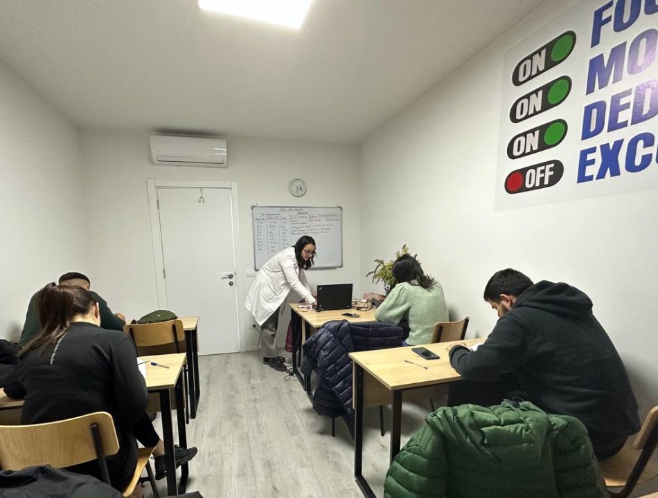 Tirane, kurse gjuhe anglisht | gjermanisht 20% ULJE deri në 31 Korrik