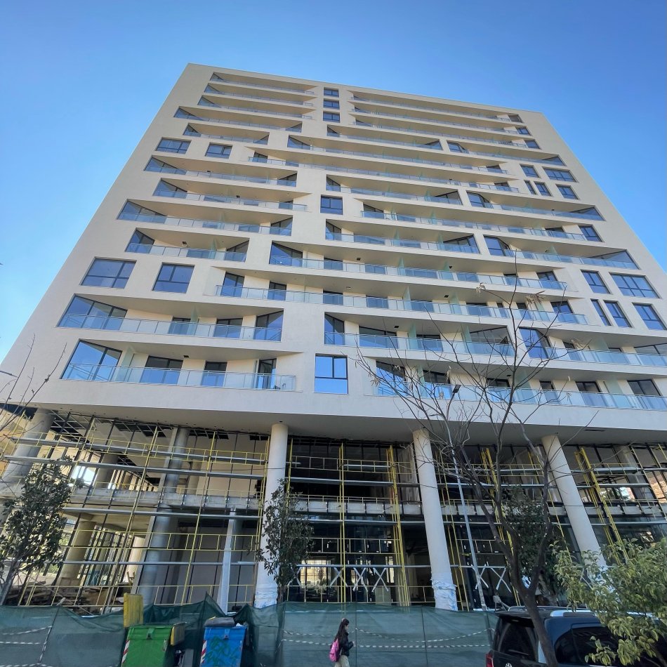 Tirane, shitet apartament 2+1+Aneks+Ballkon , 107 m² 230.000 € (Mine Peza)
