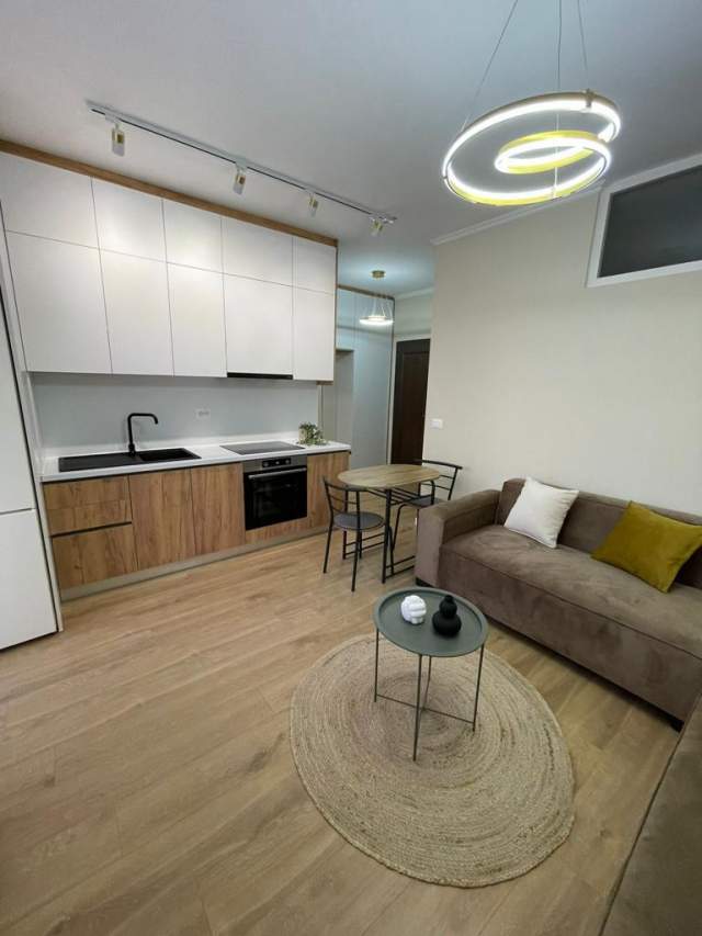 Tirane, jepet me qera apartament 1+1+BLK Kati 4, 60 m² 400 Euro (prane Vila L)