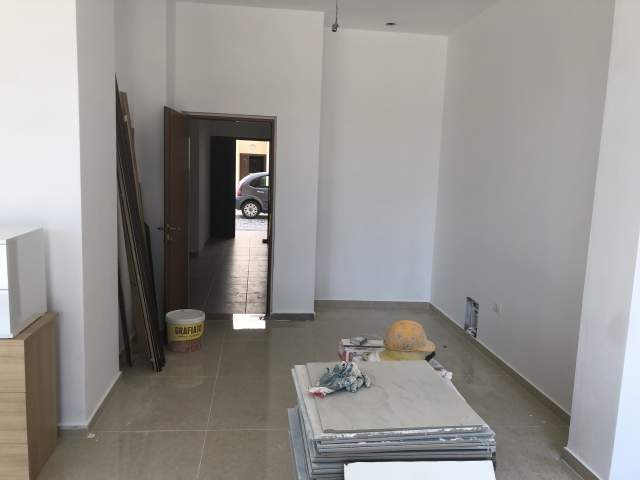 Gjiri Lalezit, jepet me qera dyqan Kati 0, 170 m²  (Gjiri i lalezit)