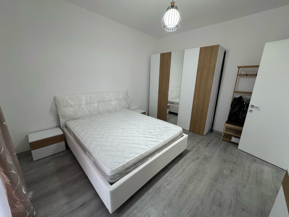 Tirane, jepet me qera apartament 1+1 Kati 2, 67 m² 300 € (paskuqan)