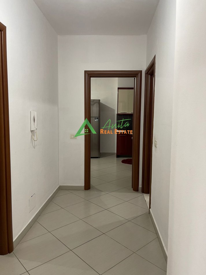 Tirane, shitet apartament 2+1+Ballkon Kati 5, 116 m² 163.000 € (Rruga Teodor Keko)