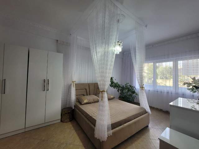 Tirane, jepet me qera apartament 2+1+BLK Kati 3, 119 m² 550 Euro (rruga Fuat Toptani)