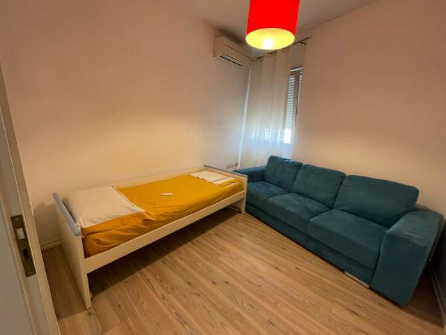 Tirane, jepet me qera apartament 2+1 Kati 6, 80 m² 650 Euro (Rruga e Kavajes)