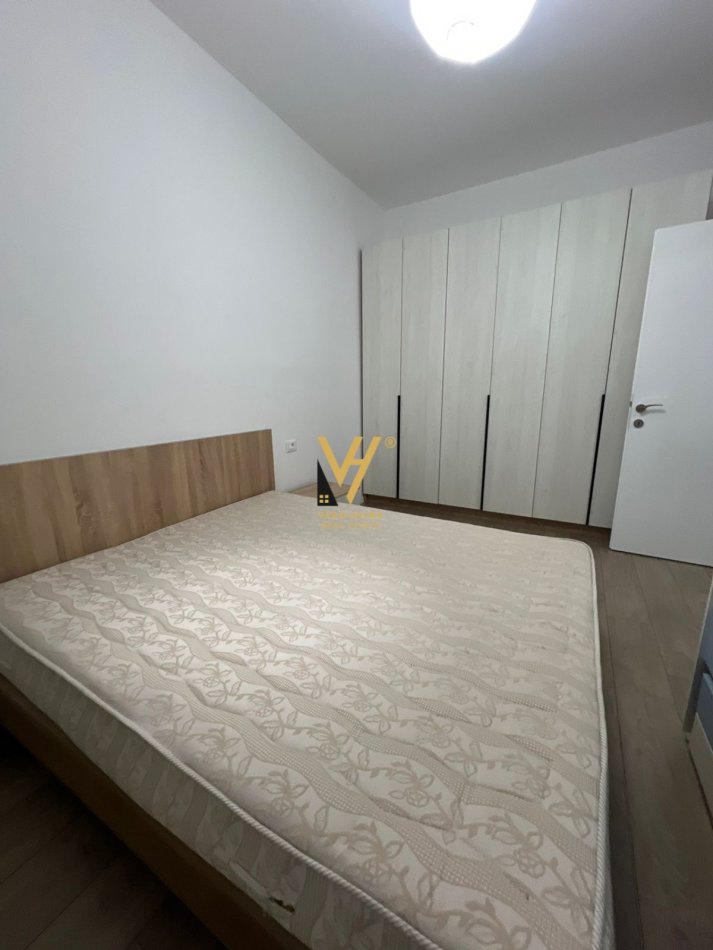 Tirane, jepet me qera apartament 1+1+Ballkon Kati 7, 70 m² 700 € (KOMPLEKSI OLIMPIK)