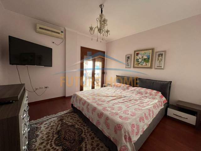Tirane, shitet apartament 2+1 Kati 7, 129 m² 320.000 Euro (Bllok)