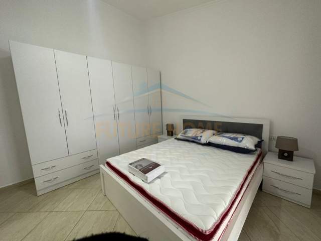 Tirane, jap me qera apartament 2+1+BLK Kati 4, 102 m² 600 Euro (LIQENI THATE)