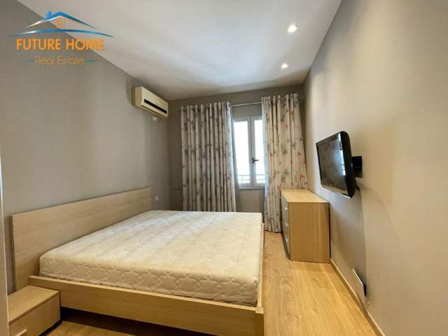 Tirane, jap me qera apartament 2+1+BLK Kati 10, 90 m² 550 Euro (Komuna e Parisit)