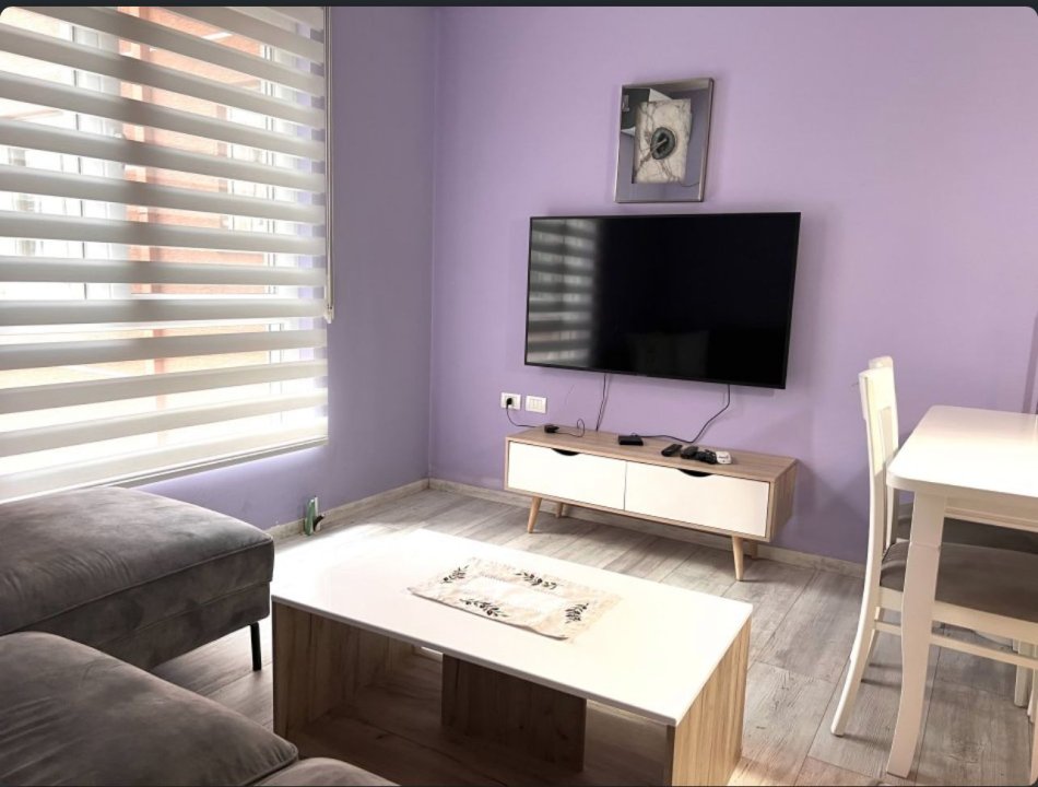 Tirane, jepet me qera apartament 1+1 Kati 2, 60 m² 449 € (Selite e Vjeter)