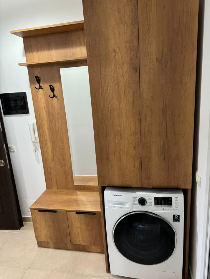 Tirane, jepet me qera apartament 1+1, Kati 1, 80 m² 500 € (Rruga 5 Maji)
