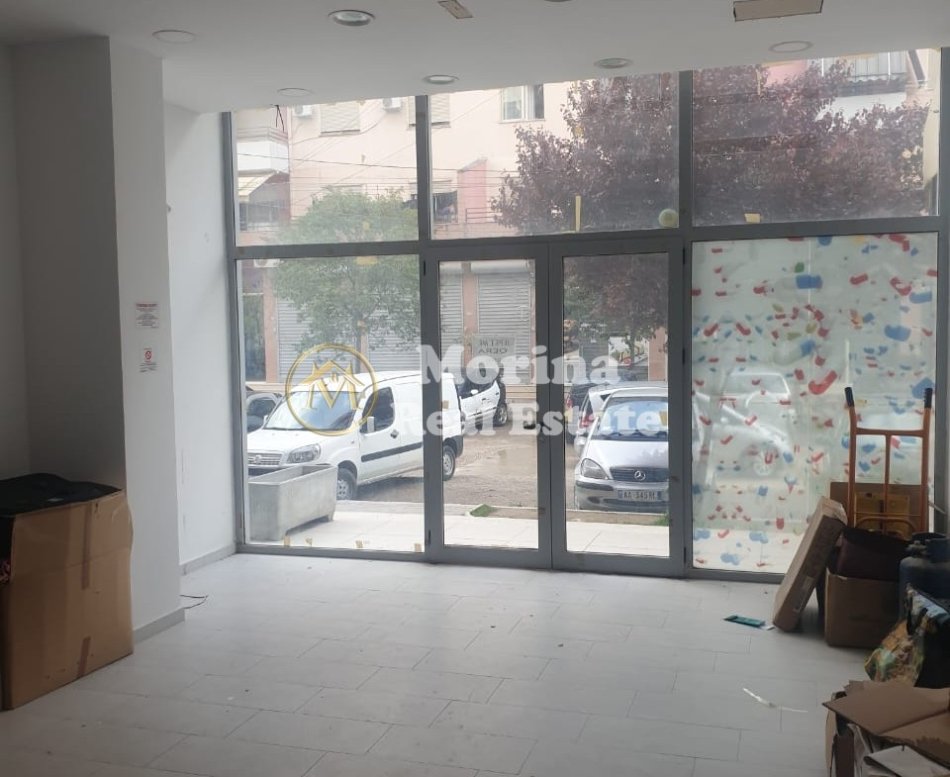 Tirane, shitet ambjent biznesi Kati 1, 63 m² 136.270 € (Unaza e Re)