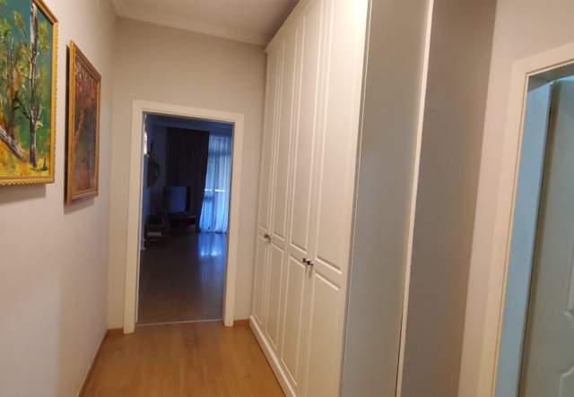 Tirane, shitet apartament 130 m² 195.000 Euro