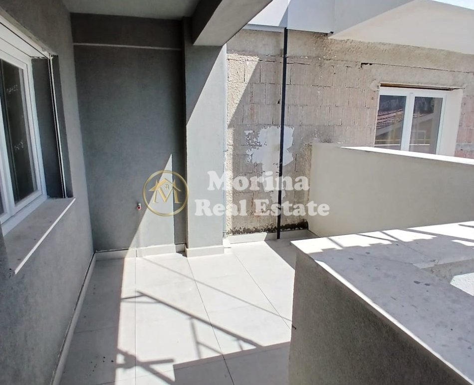 Tirane, shitet apartament 1+1 Kati 2, 73 m² 117.000 € (Laprake)