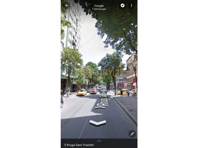 Tirane, shitet ambjent biznesi Kati 1, 350 m²(Ish Blloku)