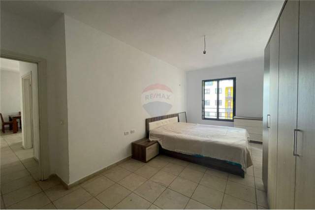 Tirane, jepet me qera apartament 2+1 Kati 4, 105 m² 30.000 Leke (Yzberisht)