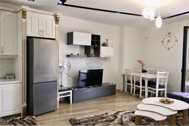 Tirane, jepet me qera apartament 2+1+BLK Kati 6, 110 m² 450 Euro