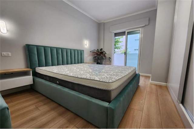 Tirane, shitet apartament 2+1+BLK 104 m² 182.000 Euro (KIKA 1)