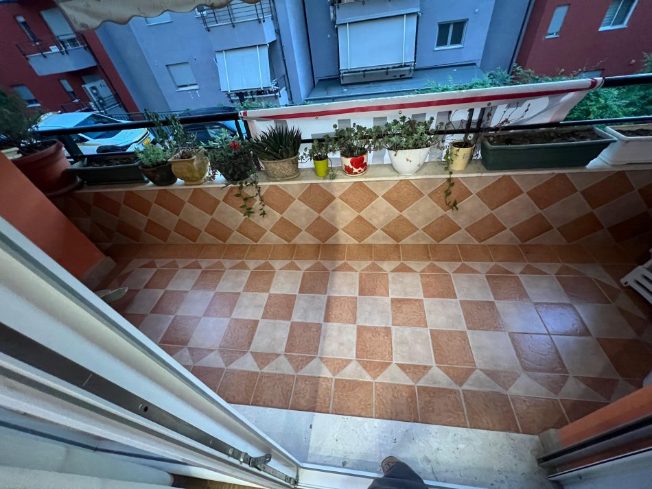 Tirane, shitet apartament 2+1 Kati 1, 90 m² 162.000 € (Liqeni i Thate)