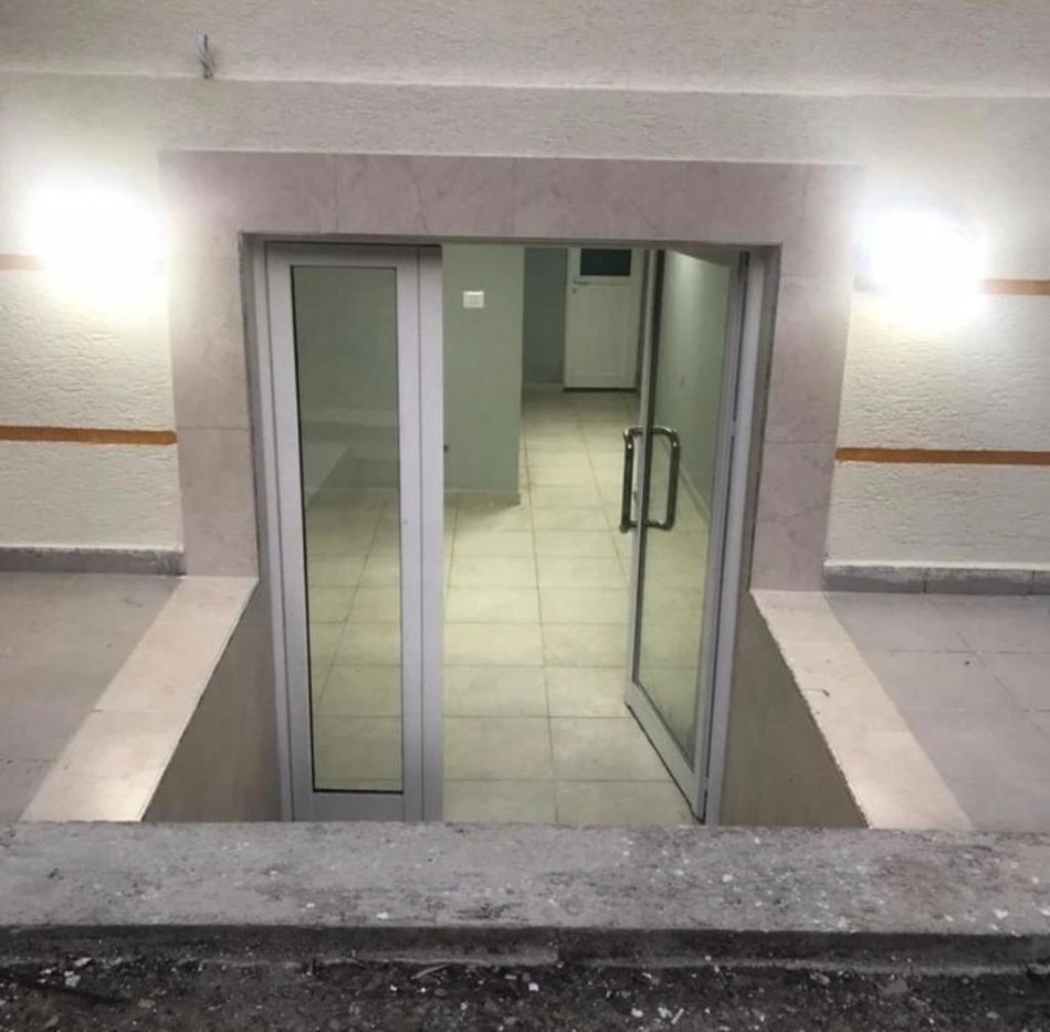 shitet ambjent biznesi Kati 0, 31 m² 117.800 €