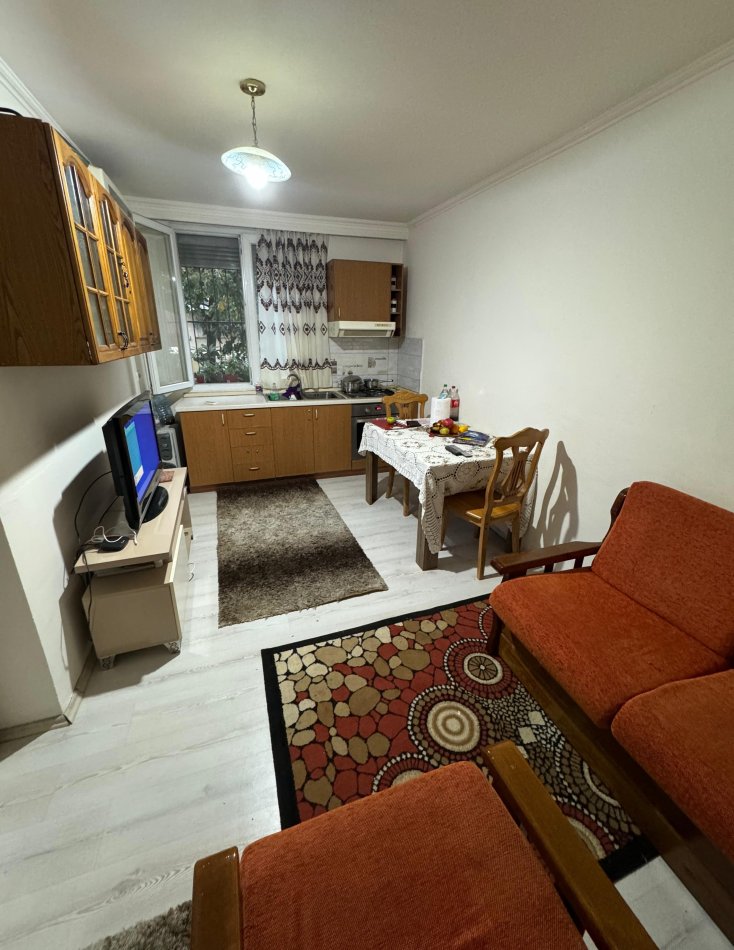 Tirane, shitet apartament 1+1+Ballkon Kati 1, 59 m² 85.000 € (21 Dhjetori)