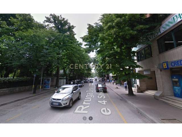 Tirane, jap me qera ambjent biznesi Kati 3, 520 m² 7.800 Euro (Blloku)