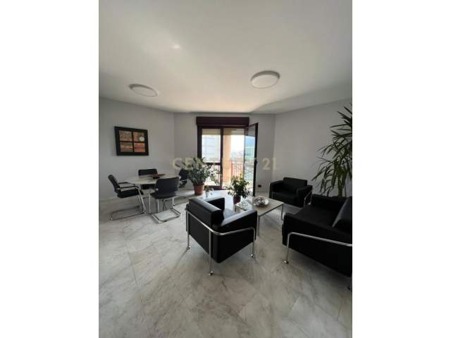 Tirane, shes apartament 3+1+A+BLK Kati 9, 145 m² 319.000 Euro (Torre Drini)