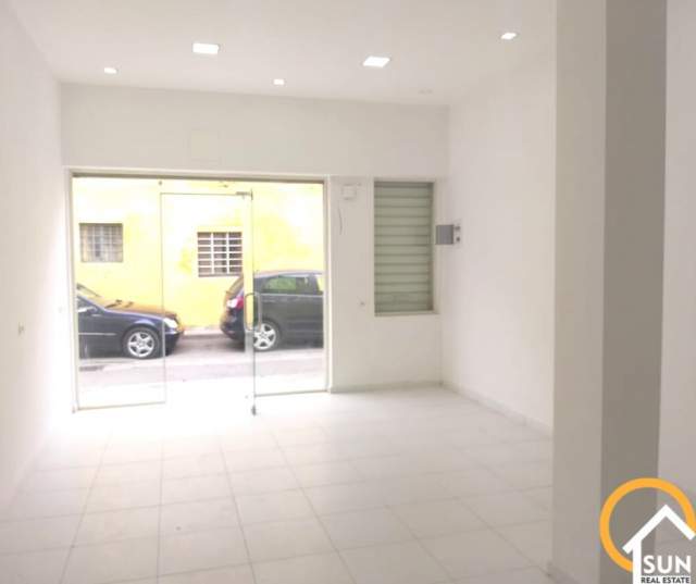 Shkoder, jepet me qera dyqan Kati 0, 40 m² 20.000 Leke (ZDRALE)