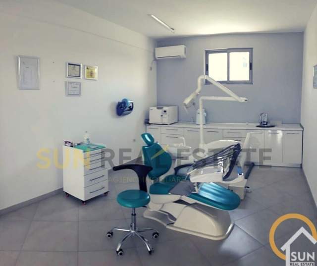 Shkoder, jepet me qera ambjent biznesi Kati 0, 40 m² 25.000 Leke (SHKODER-KOPLIK)