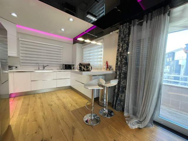 Tirane, shes apartament duplex 2+1+A+BLK Kati 0, 153 m² 350.000 Euro (kodra e diellit)