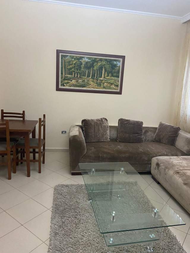 Tirane, shitet apartament 1+1 Kati 2, 84 m² 71.400 Euro (Linze)
