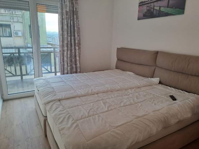 Tirane, jepet me qera apartament 2+1+A+BLK Kati 13, 90 m² 700 Euro