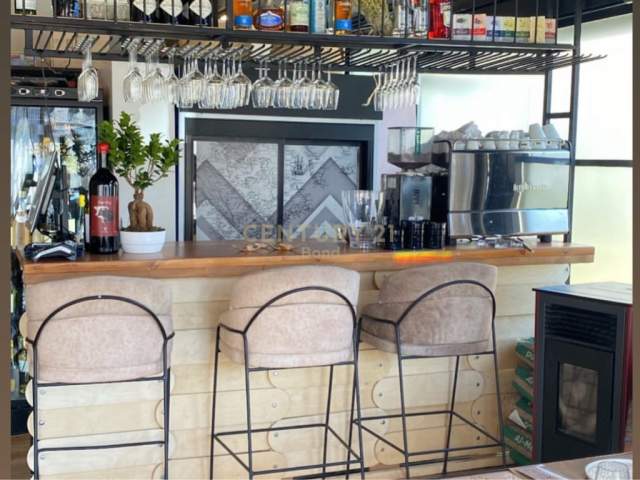 Tirane, jepet me qera bar-resorant Kati 0, 170 m² 2.500 Euro (Ish ekspozita)