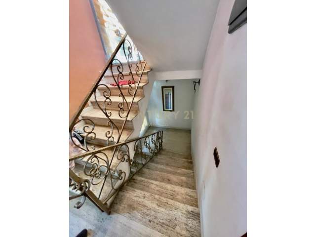 Tirane, jepet me qera hotel Kati 0, 660 m² 3.500 Euro (21 DHJETORI)