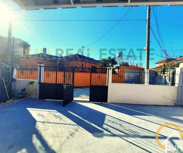 Shkoder, jepet me qera shtepi 1 Katshe Kati 0, 92 m² 230 Euro (LUDOVIK SARACI)